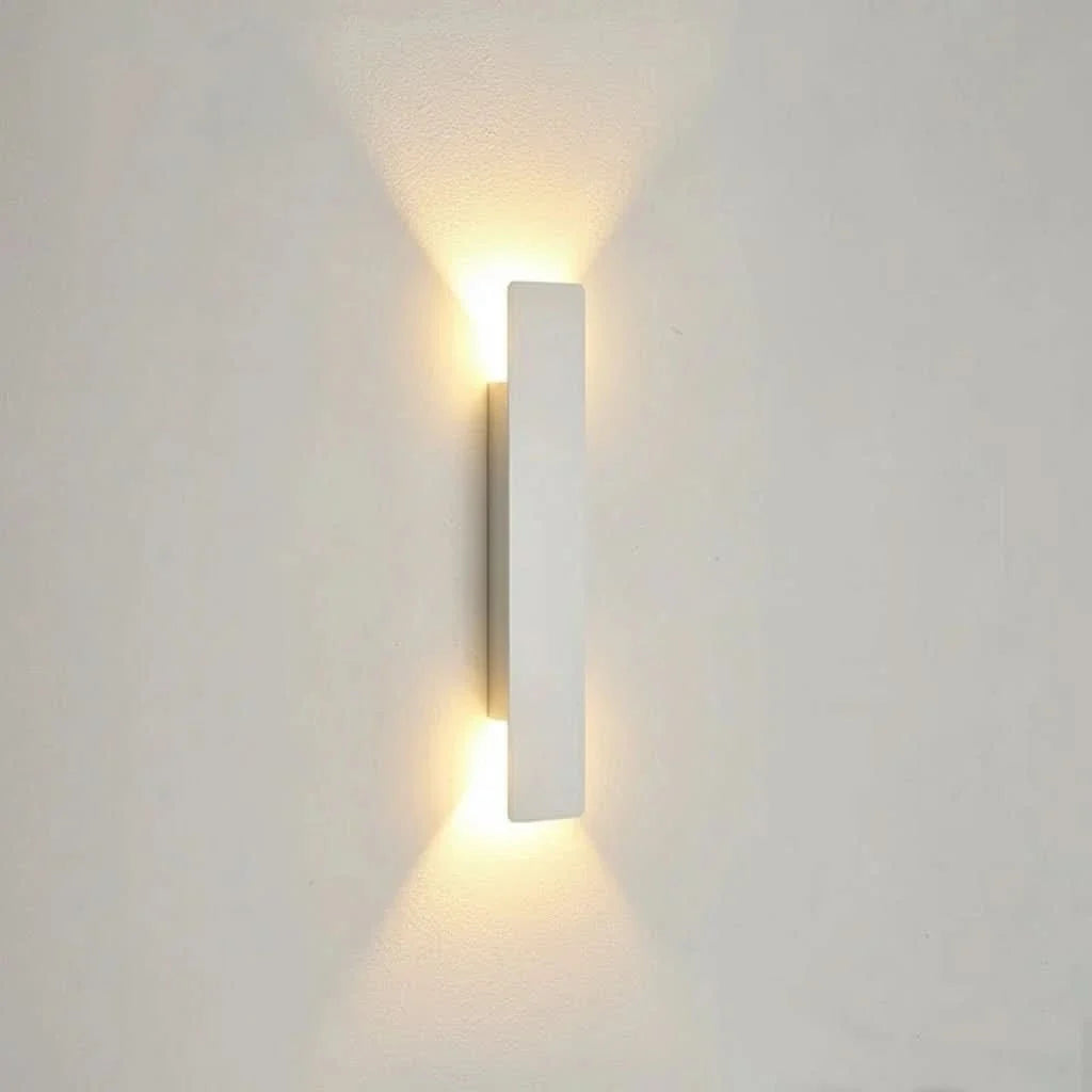 Waterproof Wall Light Fixture for Outdoor Use