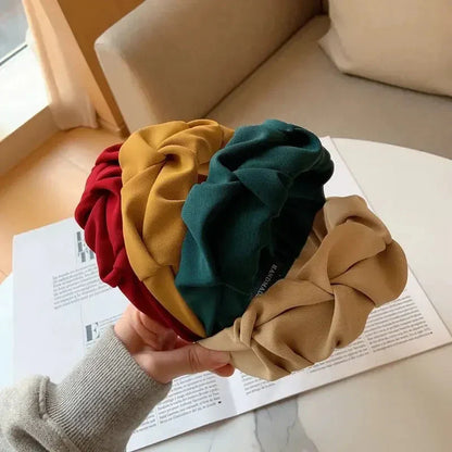 Elegant Floral Headbands for Fashion-Forward Women