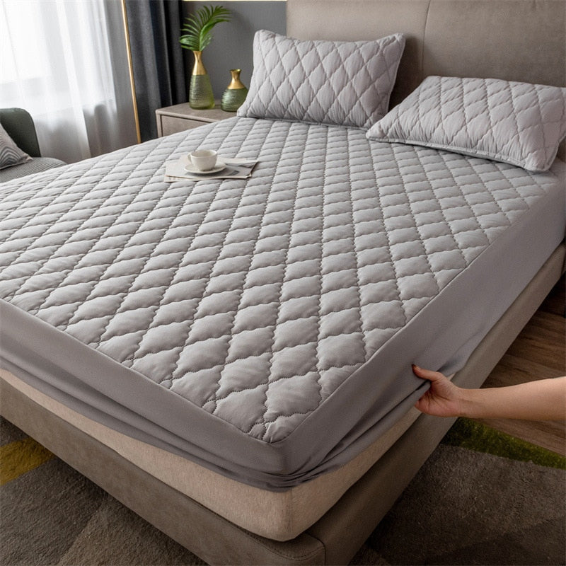 Waterproof Mattress Protector with Anti-Slip Design