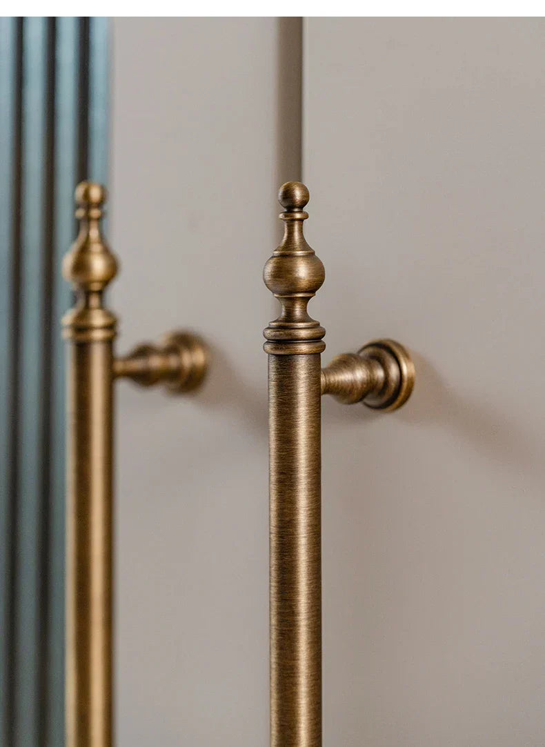 Bronze Furniture Handle Taalita for Cabinet and Drawer