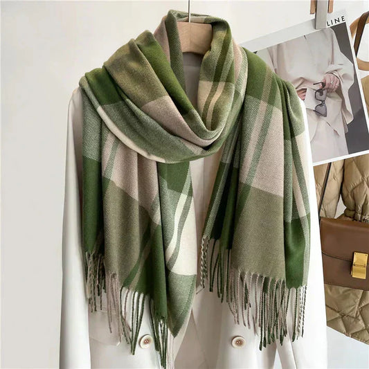 Elegant Warm Scarf - Luxurious Style