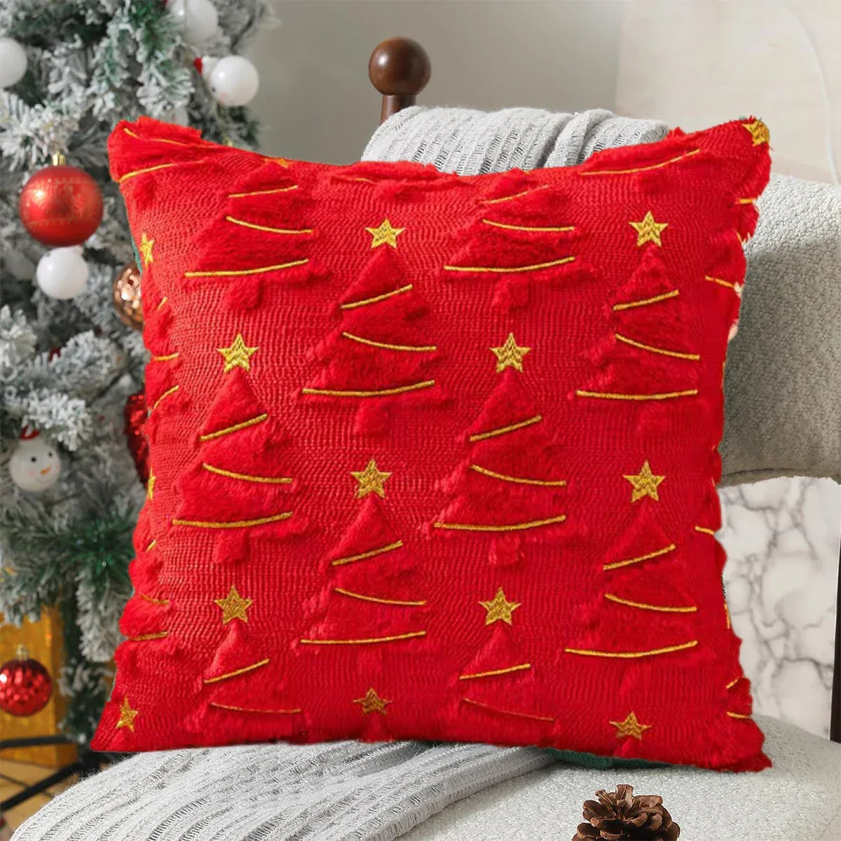 Emerald Green Christmas Pillow Cover with Gold Stars | 45x45 cm