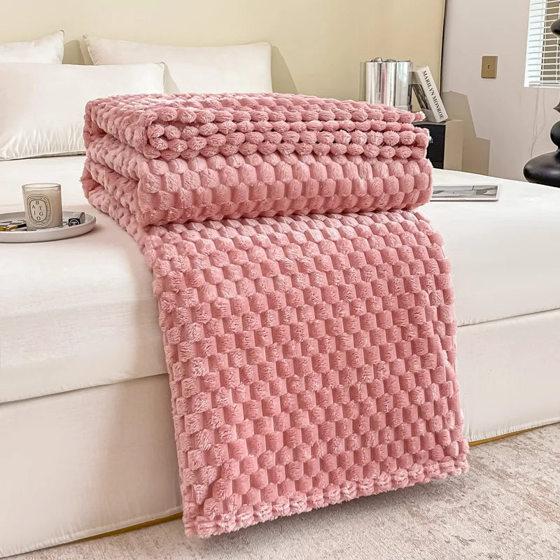 Checked Plaid Soft Velvet Blanket - Cozy Warm Throw for Sofa and Bed