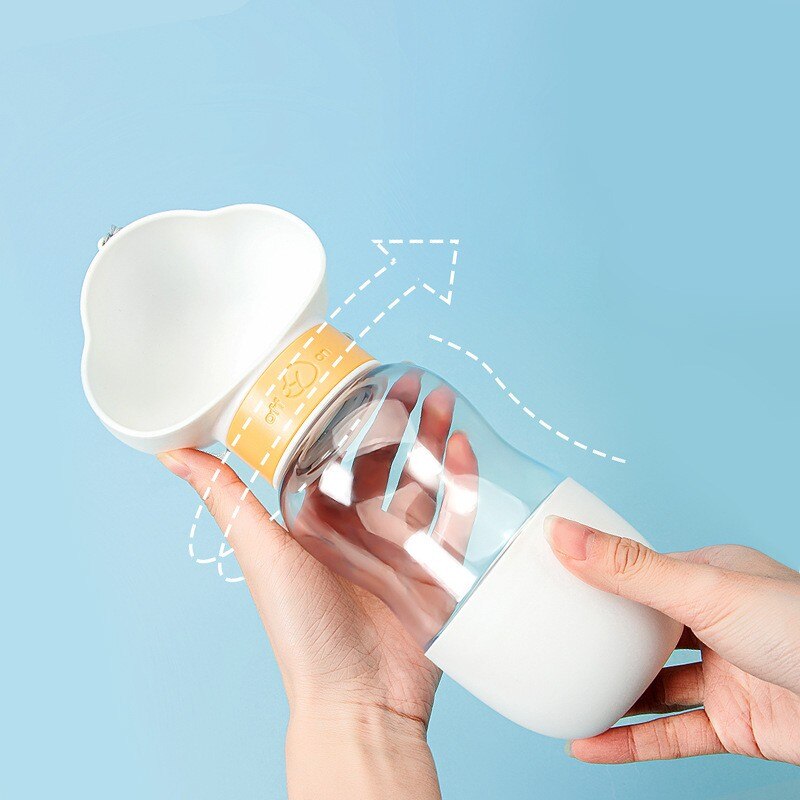Portable 2-in-1 Water Bottle and Feeder for Pets
