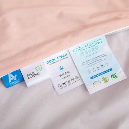 Cooling Blanket for Summer — Lightweight Ice Silk Comforter, Twin/King Size