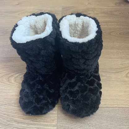 Unisex Winter House Socks | Cozy Fleece-Lined & Non-Slip | Plush Teddy Lining | Christmas & Sleep Socks