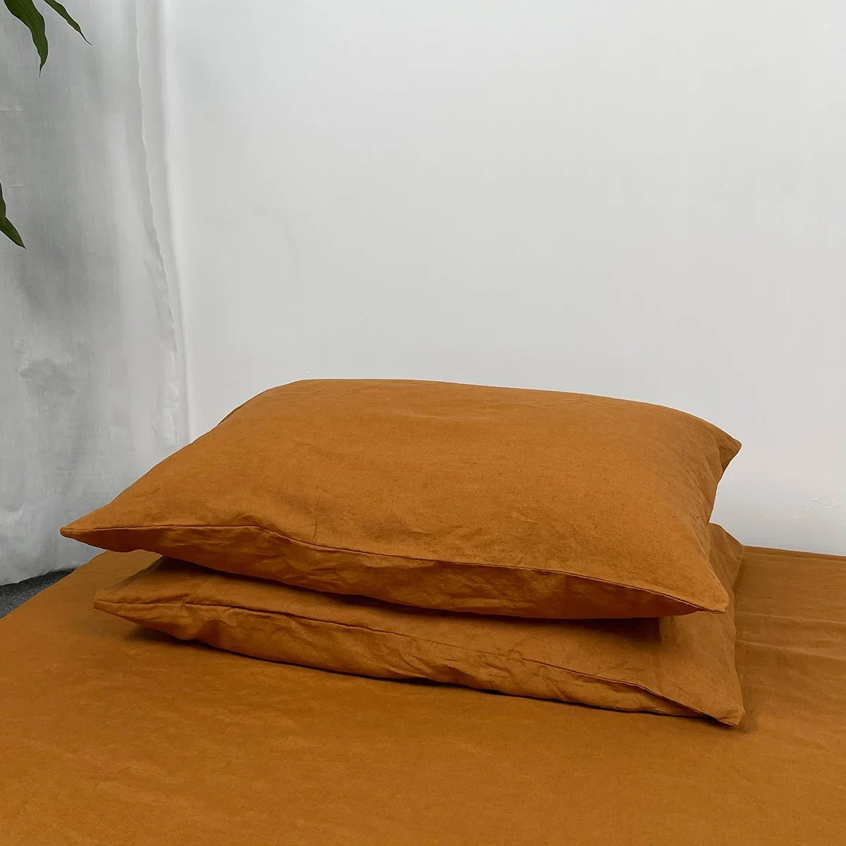 Minimalist Bedding Collection for Stylish Home Environments