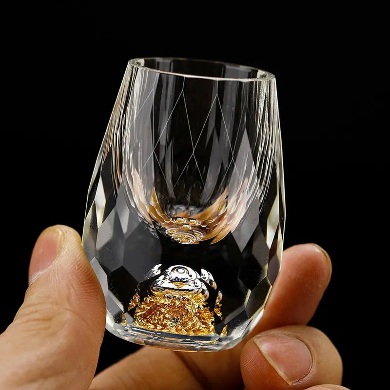 Timeless Whisky Glass - Taalita Design in Elegant Style