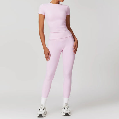 Women's 2-Piece Workout Ensemble – Sports Bra and High-Waisted Leggings in Quick-Dry Stretch Material
