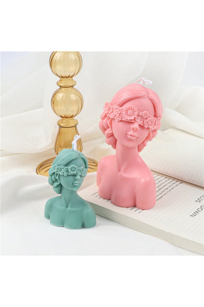 Candle in Elegant Shape for Home Decor