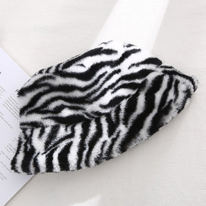 Soft Plush Winter Hat – Warm Unisex Bucket Cap for Cold Days