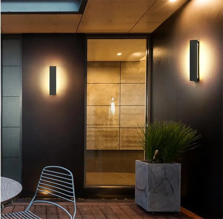 18W Outdoor Waterproof LED Wall Light - IP65 Garden Sconce