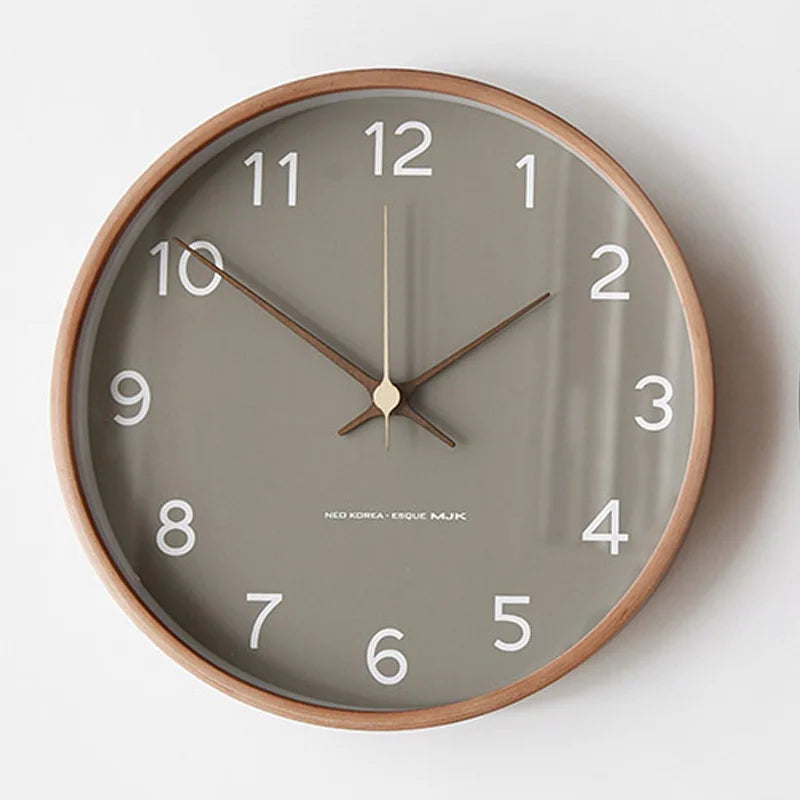 Minimalist Nordic Style Wall Clock – Quiet Design