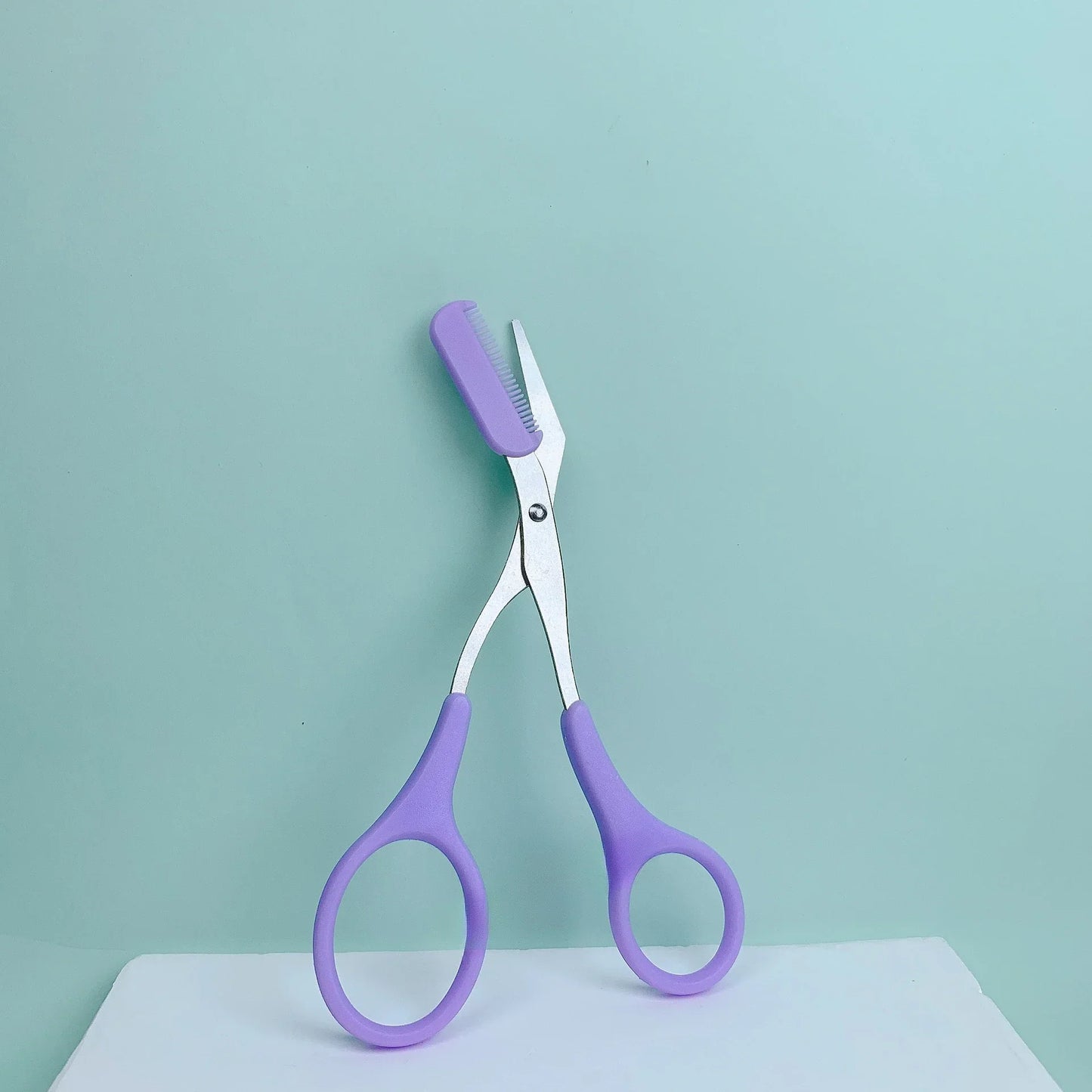 Integrated Comb Eyebrow Scissors for Precise Grooming and Styling - Stainless Steel and Plastic