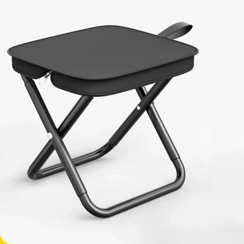 Lightweight and Sturdy Folding Chair for Camping and Outdoor – 900g Aluminium
