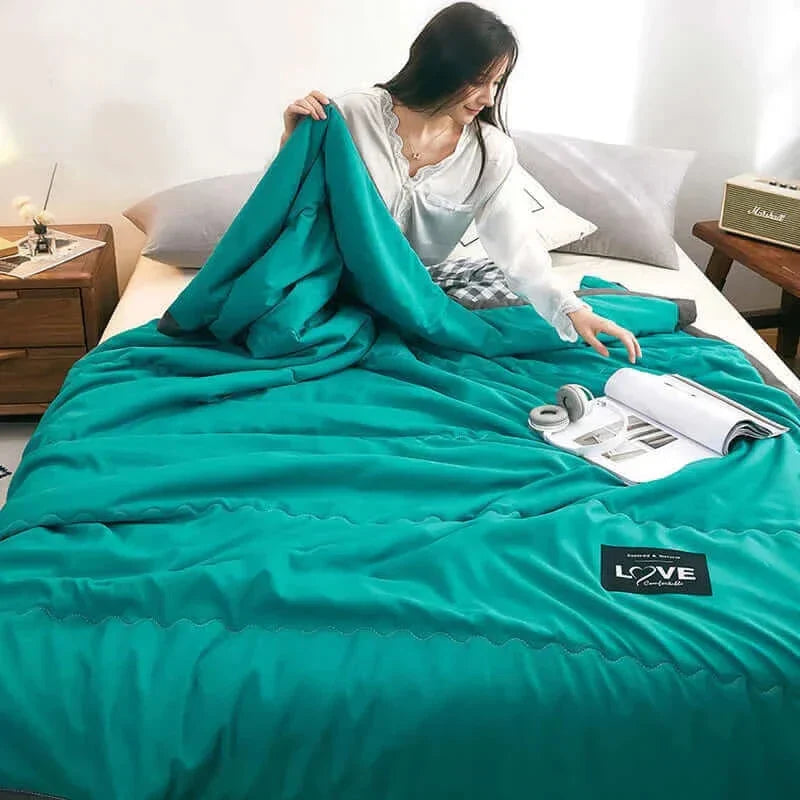 Modern Duvet Quilt - Luxurious Comfort for Any Home