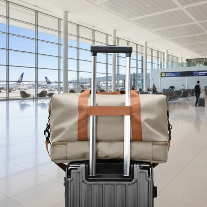 Sports Bag Featuring Separate Compartment for Footwear