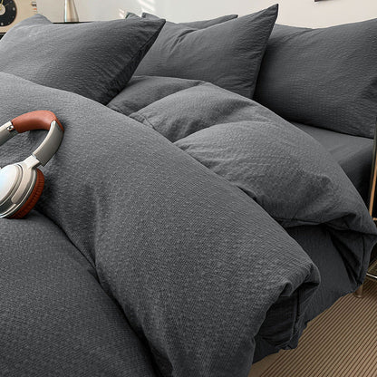 Jacquard Bed Linen Set for a Bold Home Décor Look
