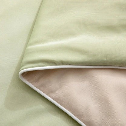 Cooling Blanket for Summer — Lightweight Ice Silk Comforter, Twin/King Size