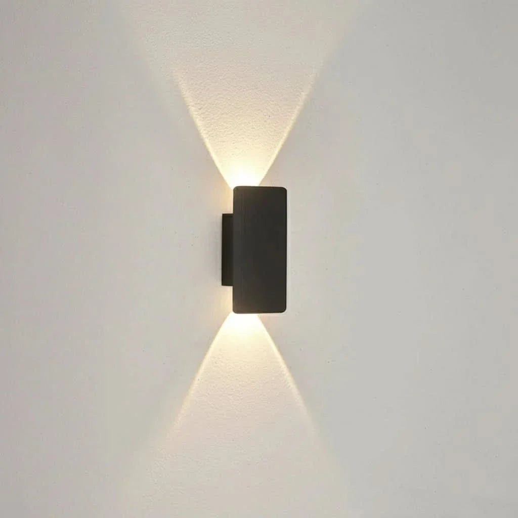 Waterproof Wall Light Fixture for Outdoor Use