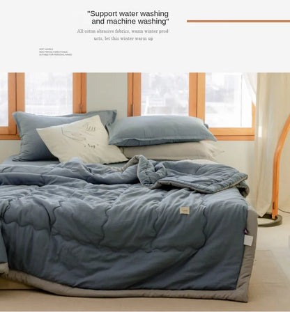 Lightweight Summer Quilt in Cotton-Polyester Blend – Washable, Skin-Friendly Solid Colour