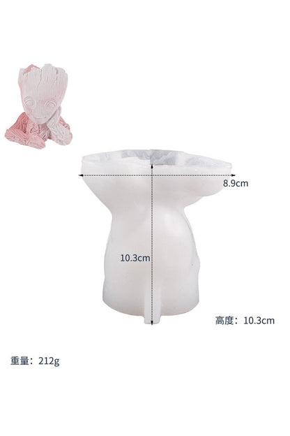Candle in Shape of Baum Mann | Taalita