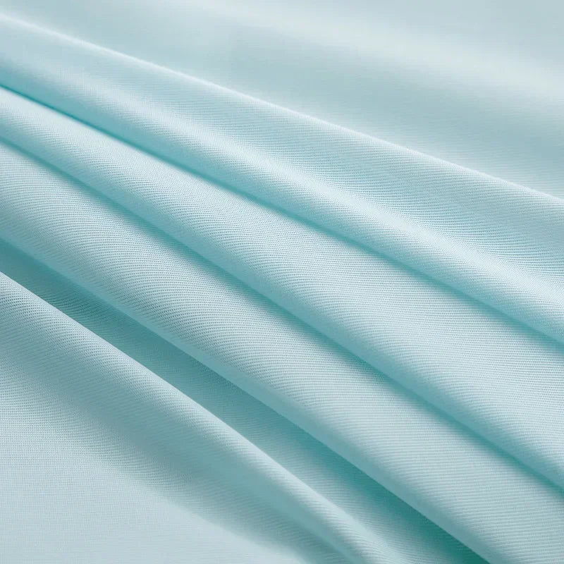 Cooling Blanket for Summer — Lightweight Ice Silk Comforter, Twin/King Size