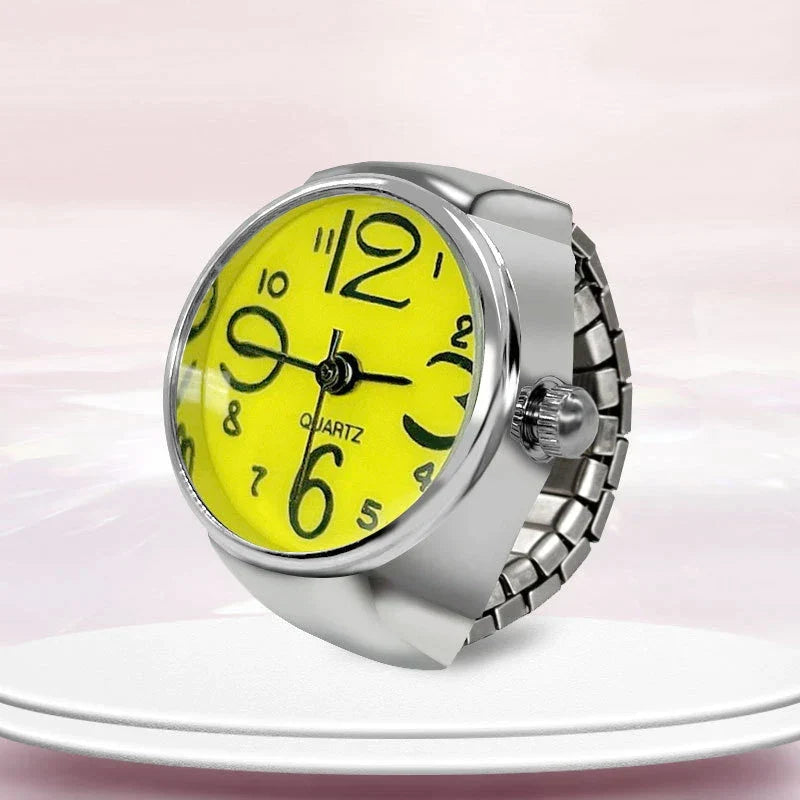Chic Finger Timepiece - The Ultimate Accessory