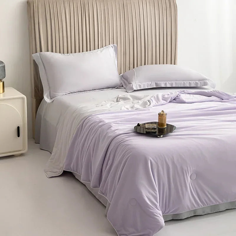 Cooling Blanket for Summer — Lightweight Ice Silk Comforter, Twin/King Size