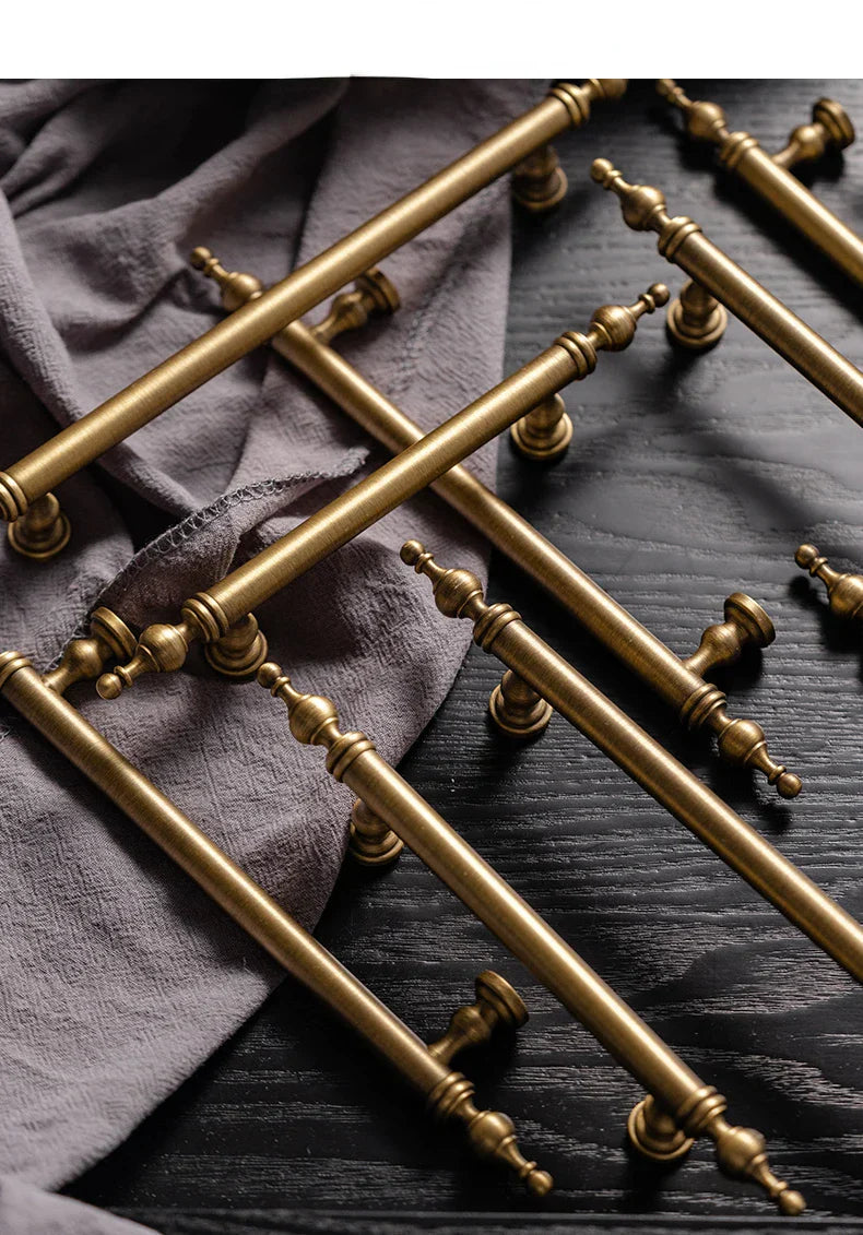 Bronze Furniture Handle Taalita for Cabinet and Drawer