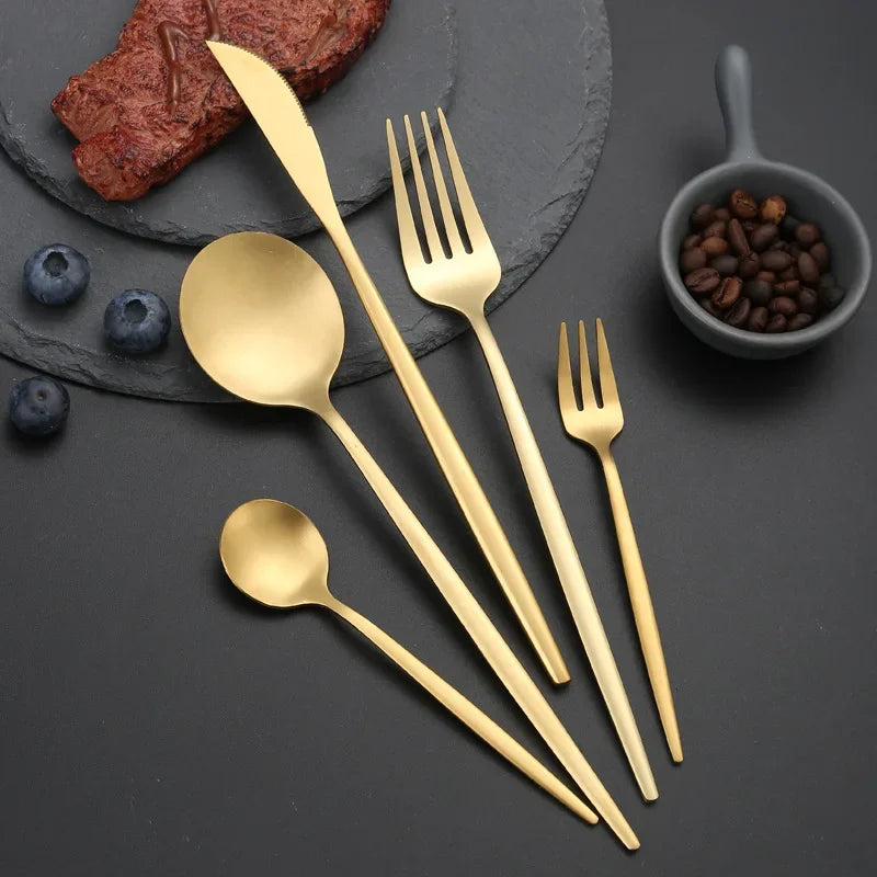 30-Piece Cutlery Set - Elegant Dining Utensils Collection