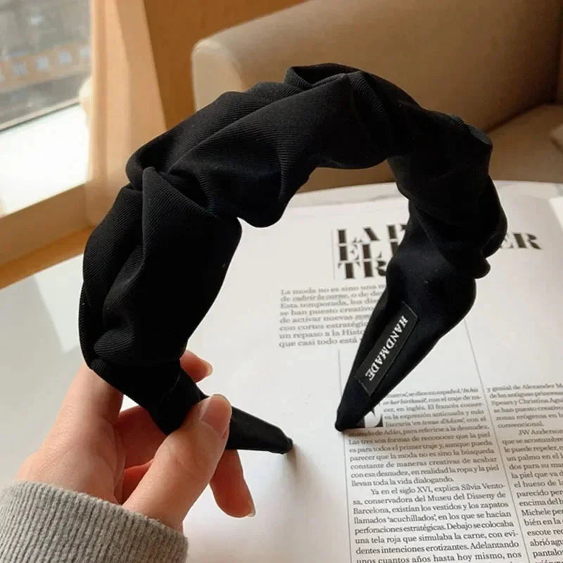 Elegant Floral Headbands for Fashion-Forward Women
