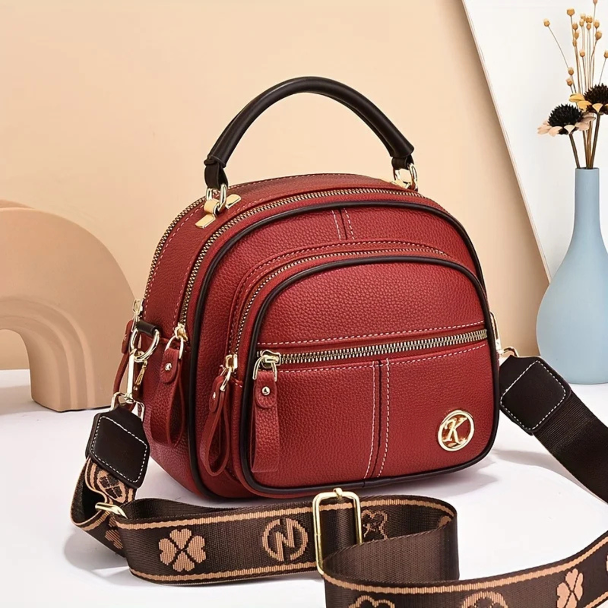 Stylish Leather Handbag for Women with Adjustable Shoulder Strap