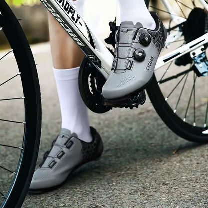 SmartFit Clipless Cycling Shoes for Effortless Pedaling