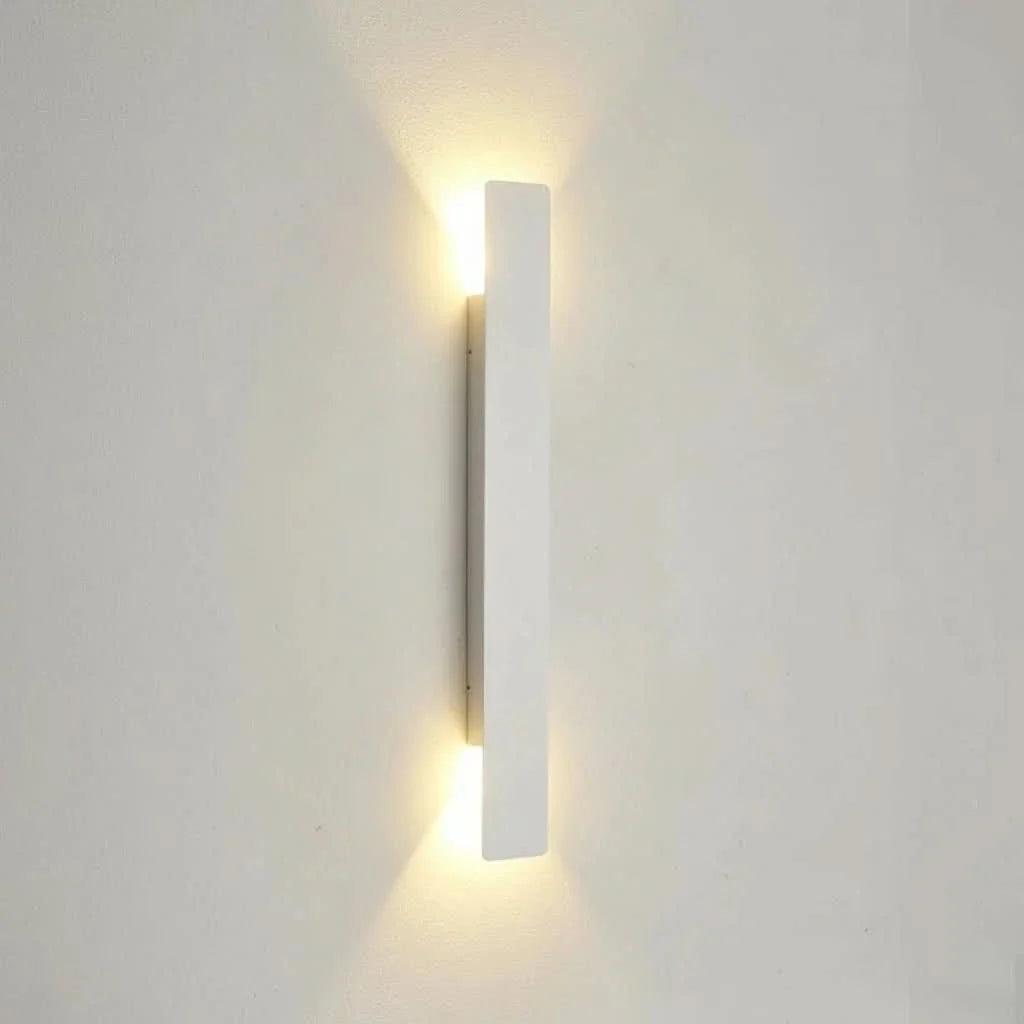 Waterproof Wall Light Fixture for Outdoor Use