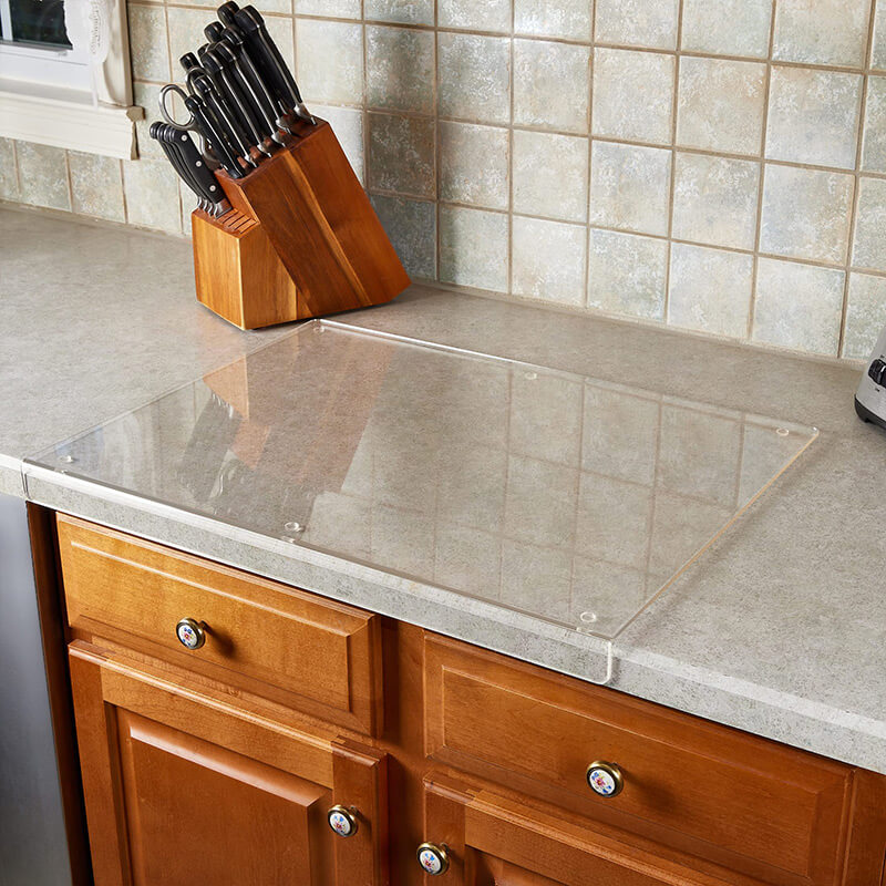 Antimicrobial Surface Cutting Board for Safe Food Preparation
