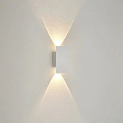 Waterproof Wall Light Fixture for Outdoor Use