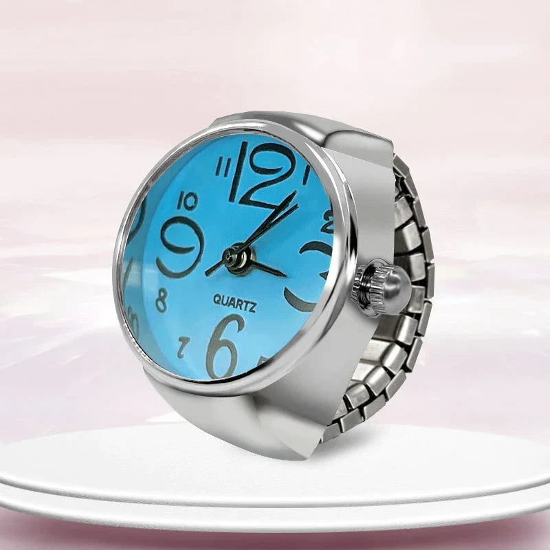 Chic Finger Timepiece - The Ultimate Accessory