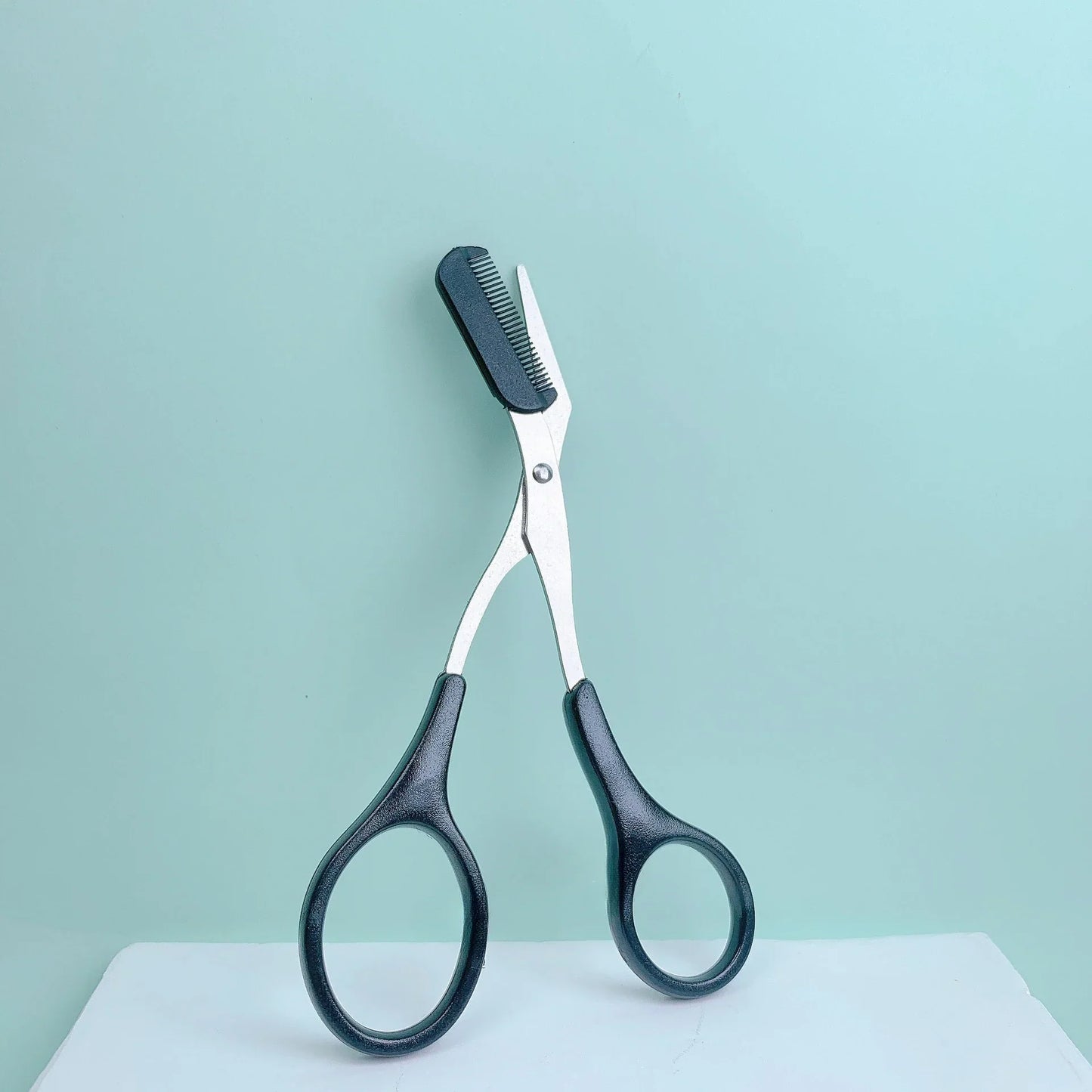 Integrated Comb Eyebrow Scissors for Precise Grooming and Styling - Stainless Steel and Plastic