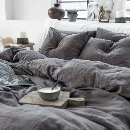 Minimalist Bedding Collection for Stylish Home Environments