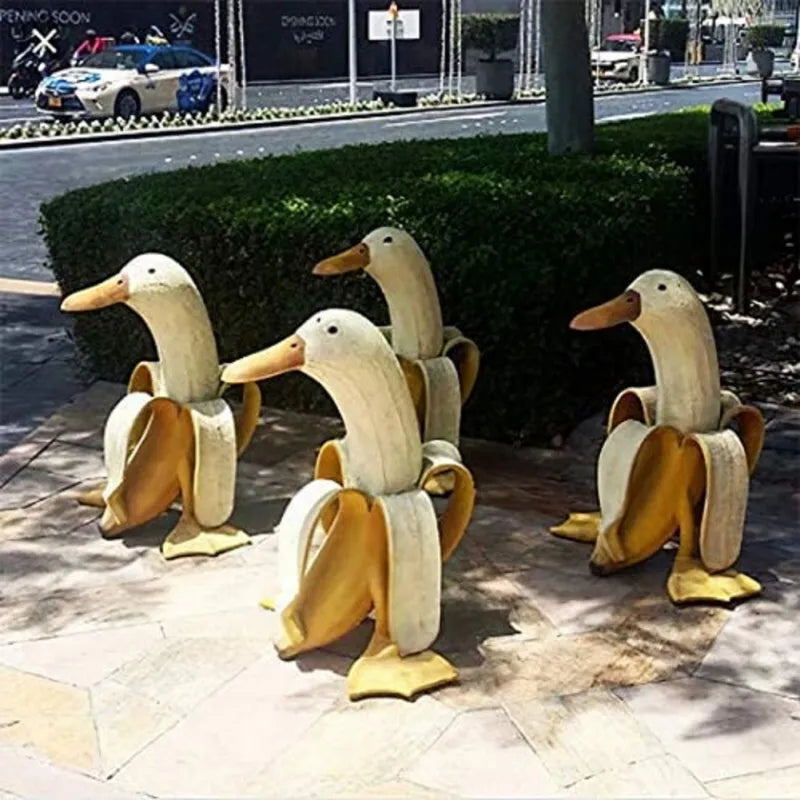 Playful Resin Duck Figurine – Decorative Accent for Indoor or Outdoor Use