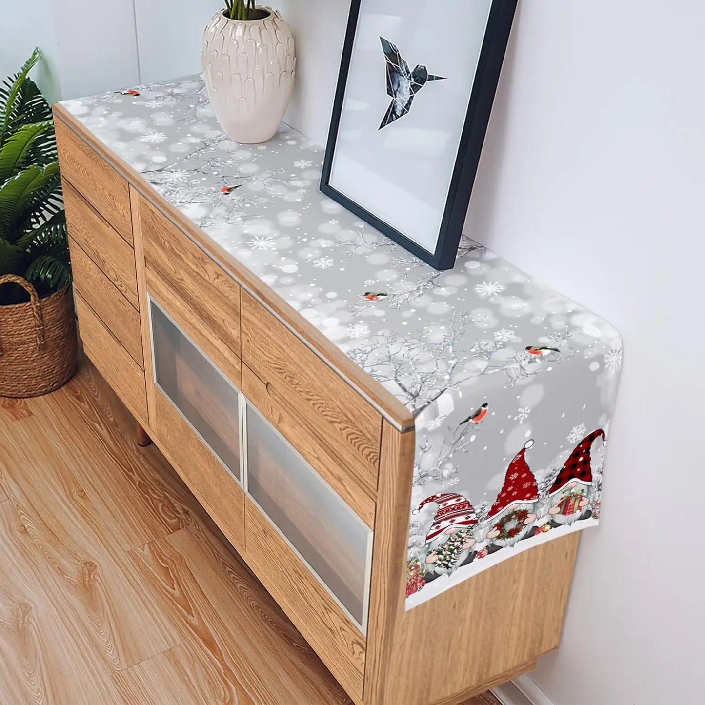 Christmas Table Runner – Luxurious Linen Runner with Snowflake and Gnome Design