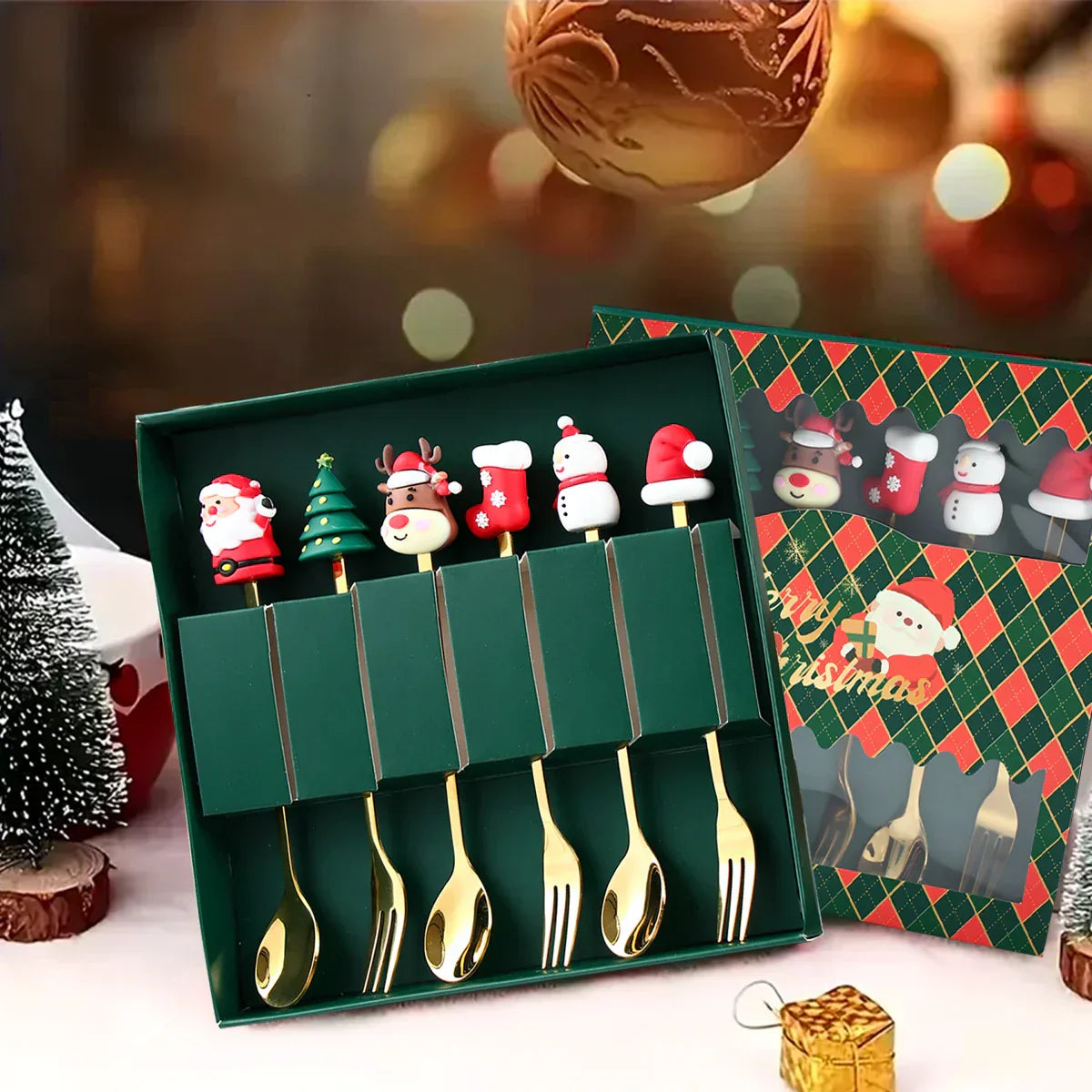Luxury Christmas Cutlery Set – Gold Fork and Spoon with Santa Design