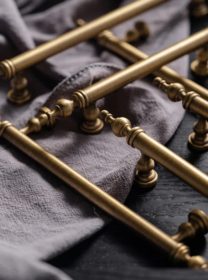 Bronze Furniture Handle Taalita for Cabinet and Drawer