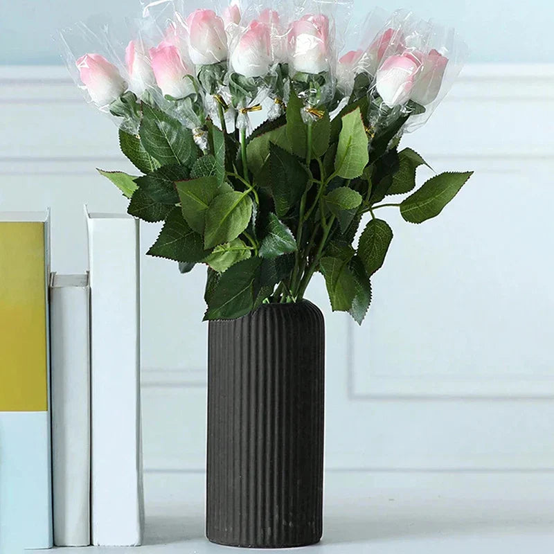 Decorative Taalita with Artistic Stripes Design