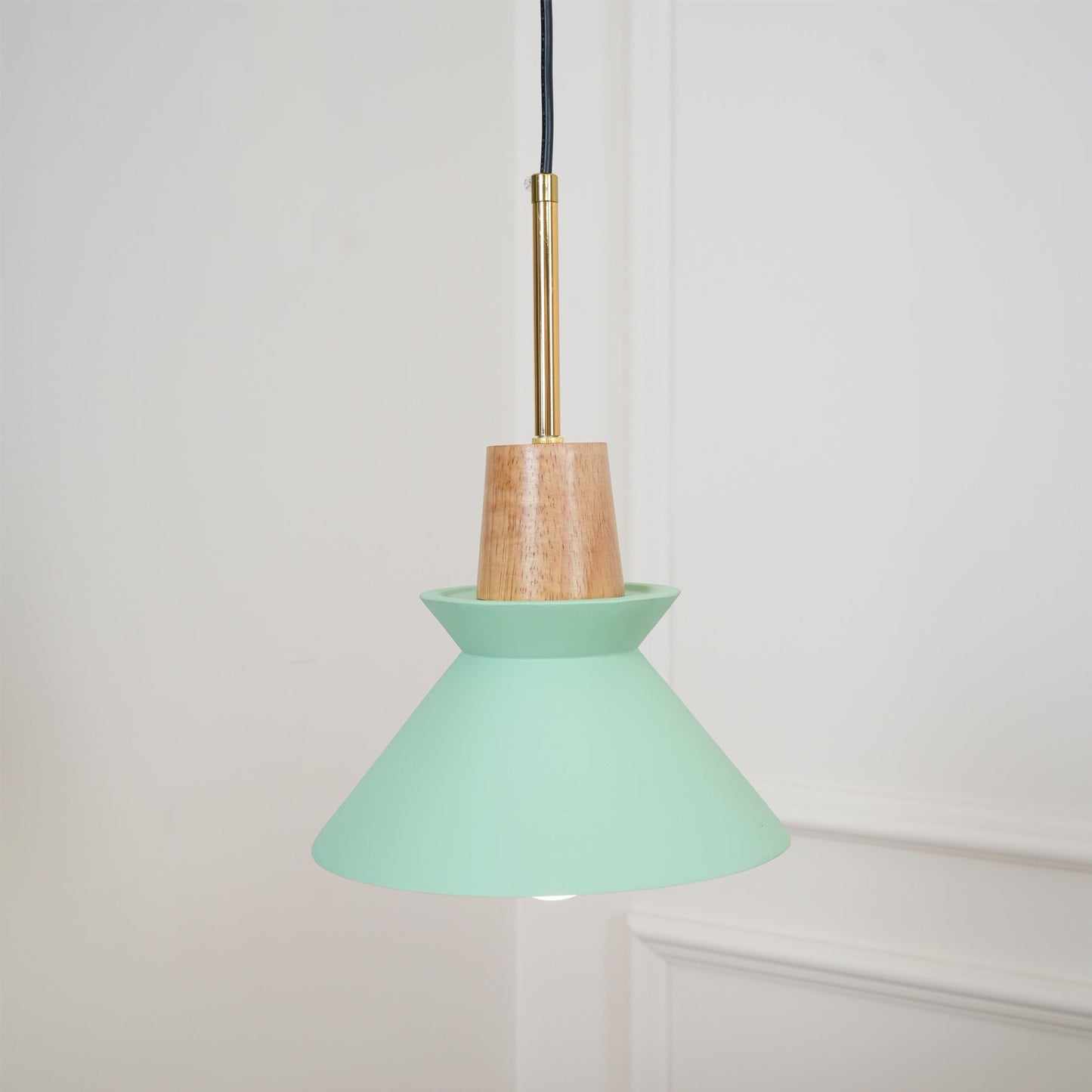 Pendant Lamp with Nordic Halo Design