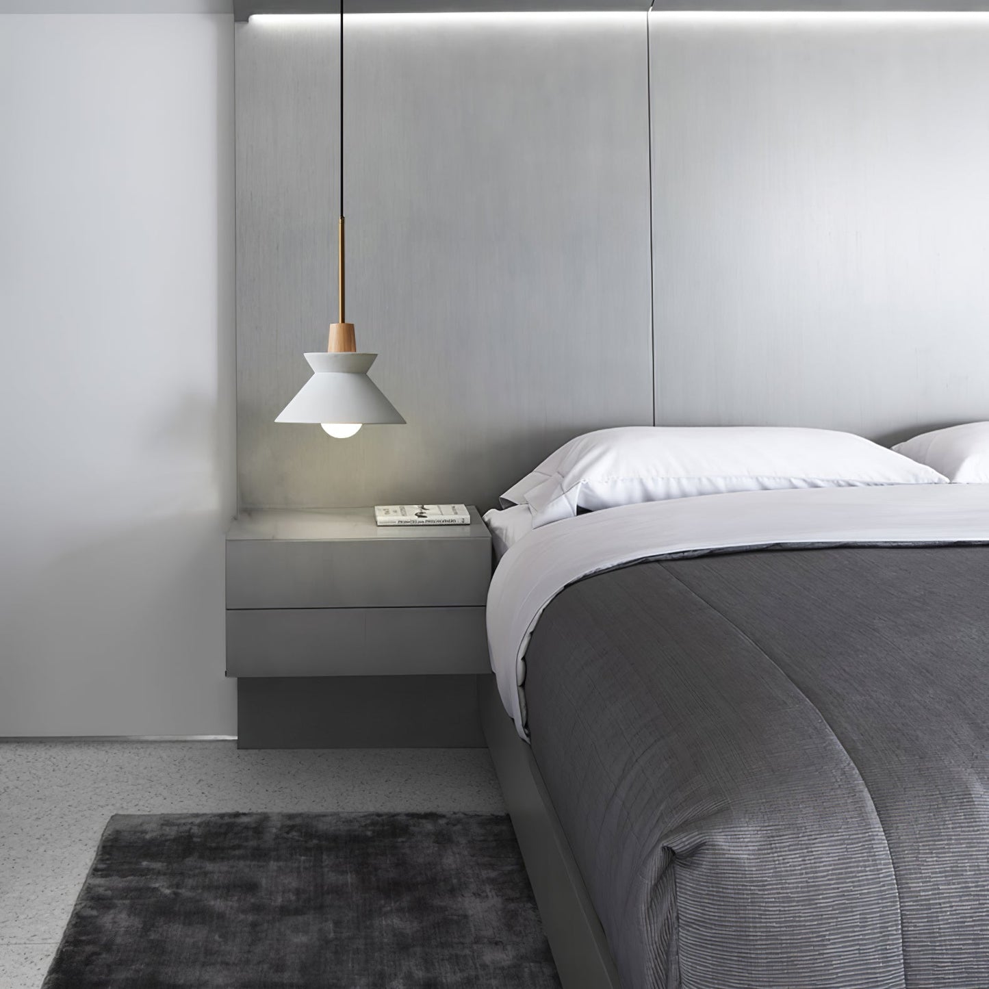 Pendant Lamp with Nordic Halo Design