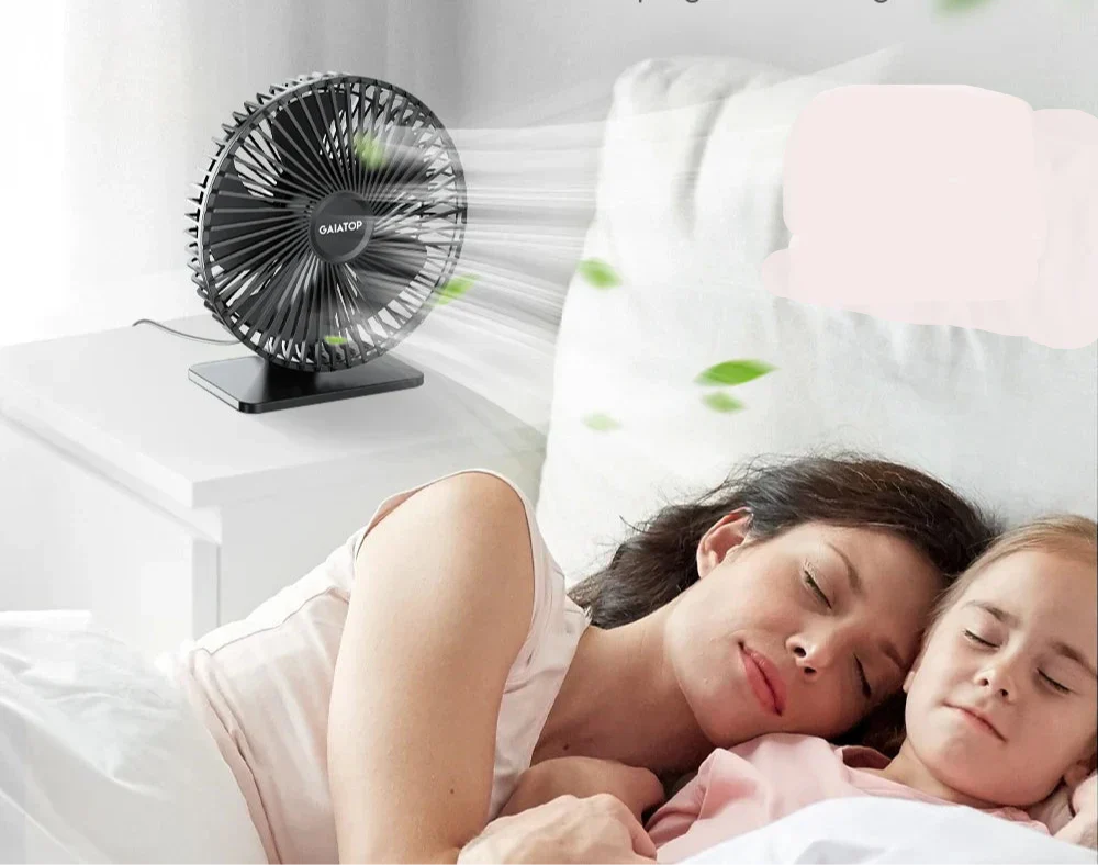 Oscillating USB Desk Fan – Quiet, Compact, 4-Speed Design for Nightstands