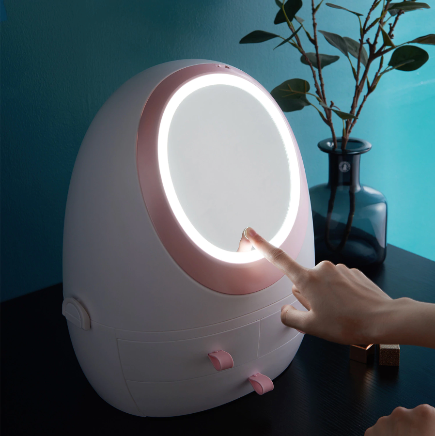 Illuminate Your Beauty: Elegant Makeup Organizer