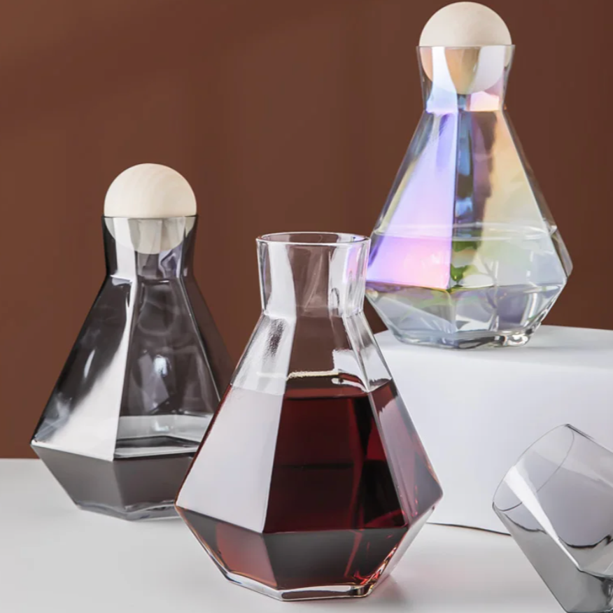 Drinkware Set with Diamond Design – Jug and Tumblers